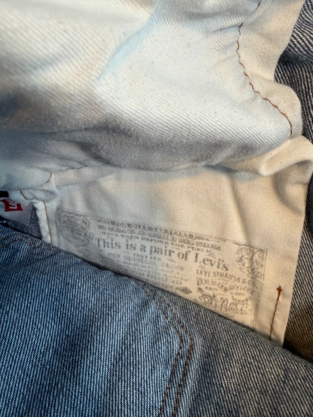 Vintage LEVIS 501 Button Fly Denim Blue Jeans 38 32 - Picture 12 of 12